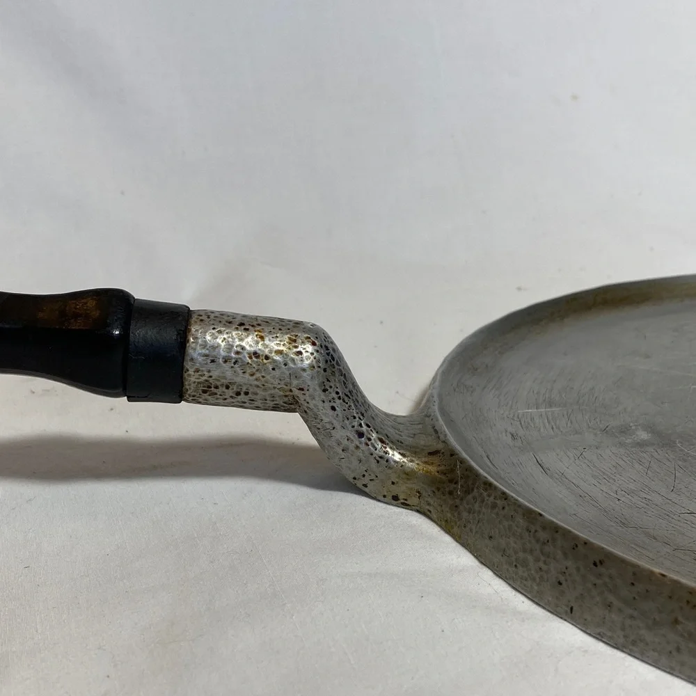 Vintage (1920-30’s) Club Hammercraft Aluminum Griddle with Black Wood Handle